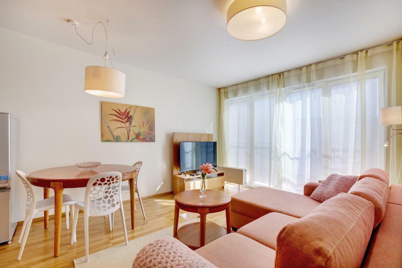 Solar Apartments - Liberty Square Талин Екстериор снимка